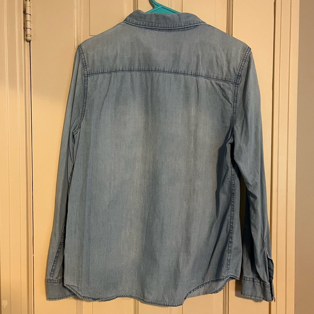 Gap Chambray Buttondown - image 3